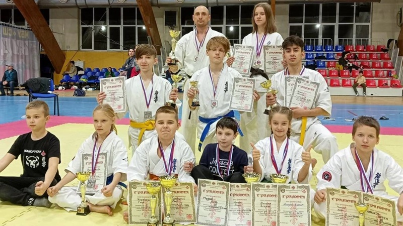 Новочеркасские каратисты выиграли чемпионат Ростова