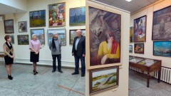 Жители Новочеркасска могут посетить выставку весенних картин