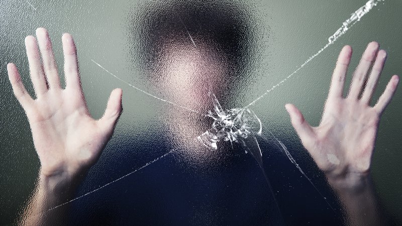 Полиция Новочеркасска напоминает горожанам об ответственности за незаконный оборот наркотиков