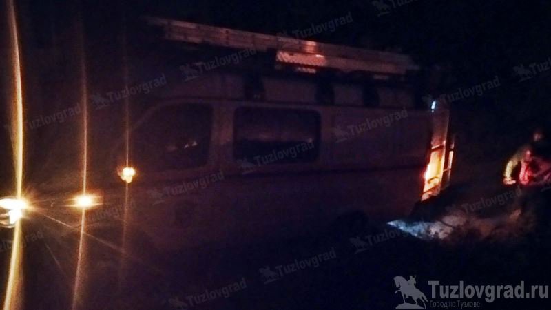 В станице Кривянской под Новочеркасском горел жилой дом