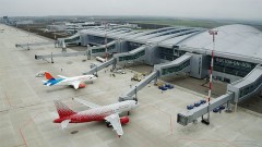 В Новочеркасске должник заплатил налоги после запрета покинуть Россию