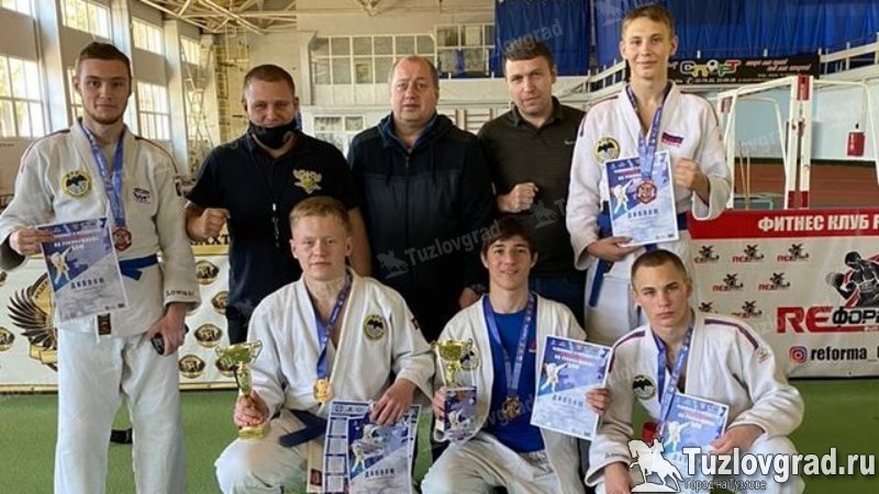 Восемь спортсменов из Новочеркасска выступят на первенстве ЮФО по рукопашному бою