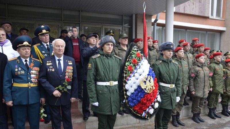 В Новочеркасске прошли мероприятия посвященные Дню военного связиста