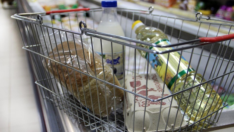 В Ростовской области на 206 рублей подорожала продуктовая корзина