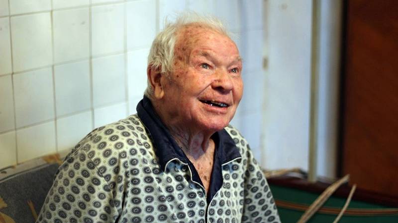 Ветеран ВОВ Павел Безуглов отметил 95-летний юбилей