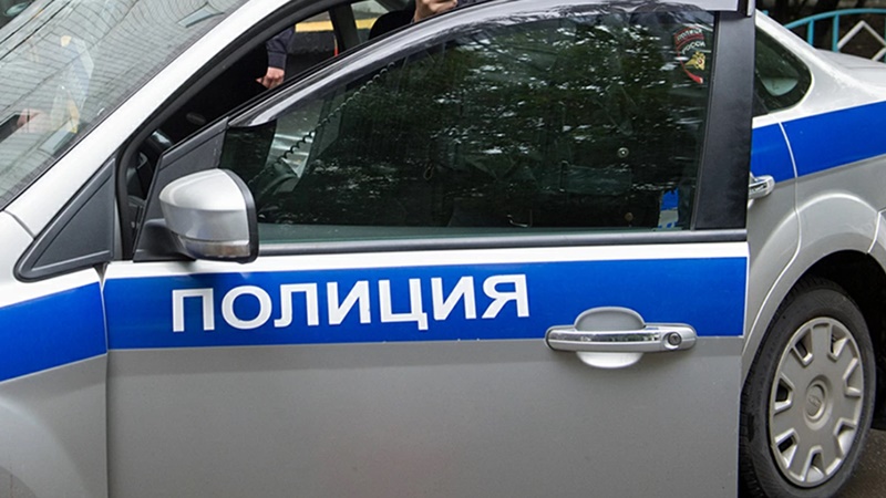 В Новочеркасске на мужчину посреди улицы напал грабитель