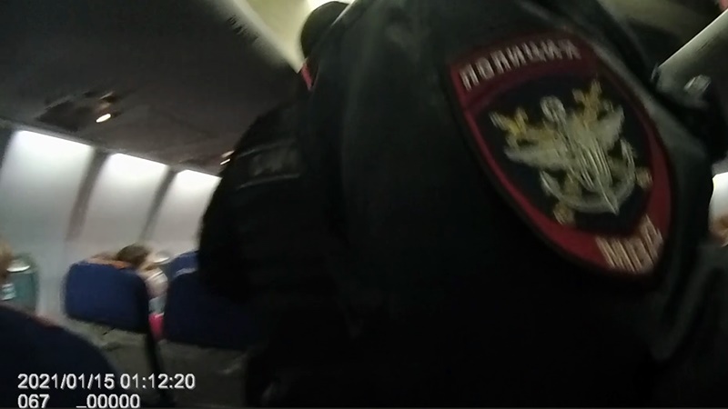 В аэропорту под Новочеркасском задержали прилетевшего из Москвы дебошира