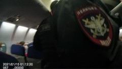 В аэропорту под Новочеркасском задержали прилетевшего из Москвы дебошира