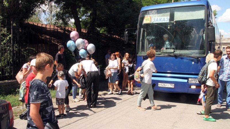 Жители Новочеркасска смогут проконсультироваться по вопросам летнего отдыха детей