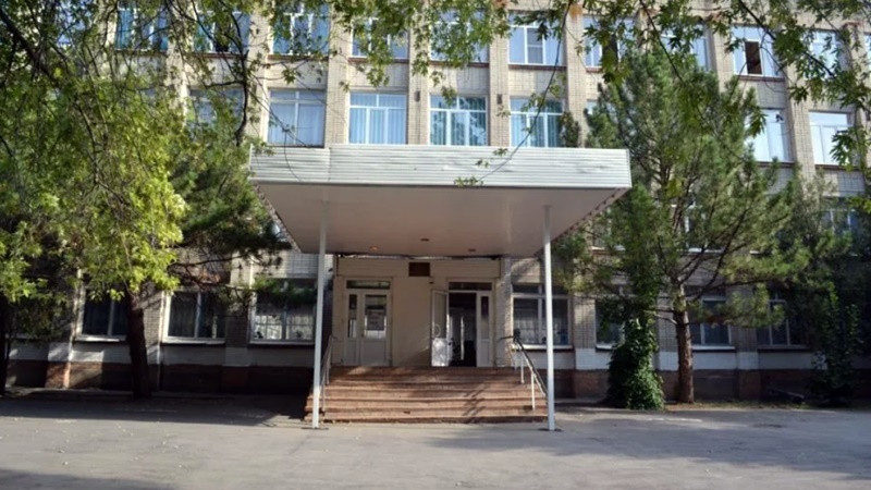 В Новочеркасске на территории шестой школы появится новая спортплощадка