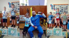 Новочеркасские спортсмены выиграли турнир по тяжелой атлетике в Шахтах