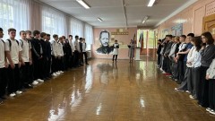 В новочеркасской школе открыли мурал Михаилу Шолохову