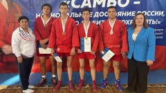 Новочеркасские самбисты стали призерами всероссийских соревнований в Орле