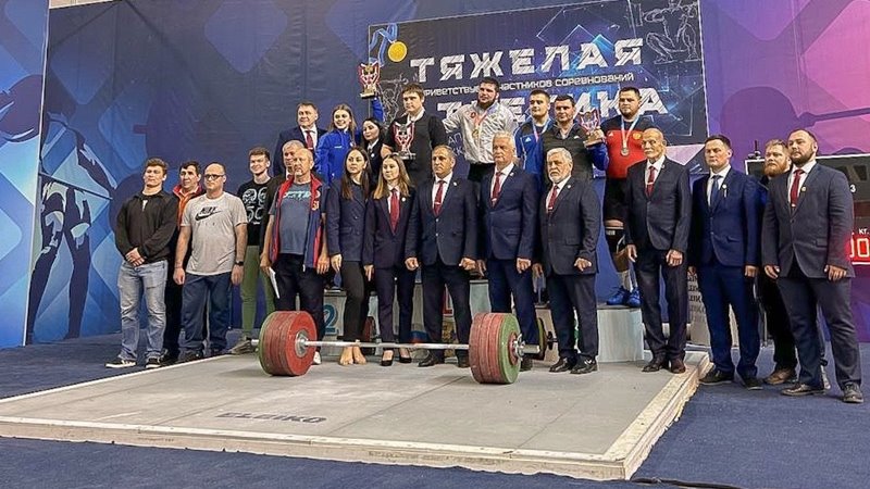 Новочеркасские спортсмены успешно выступили на Чемпионате ЮФО по тяжелой атлетике
