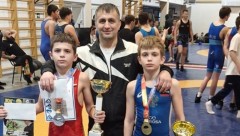 Новочеркасские борцы успешно выступили на Первенстве области