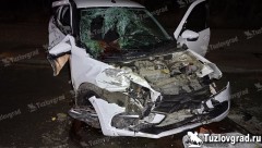 В Новочеркасске водитель на огромной скорости врезался в отбойник, видео