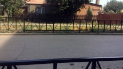 В Новочеркасске возле трех пешеходных переходов установят ограждения