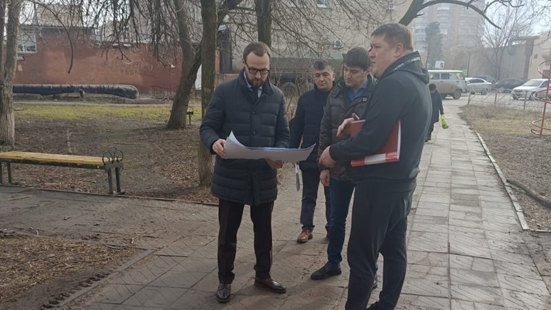 Министр ЖКХ региона посетил Новочеркасск с рабочим визитом