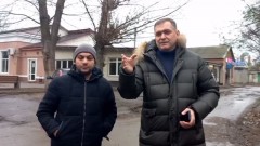 Глава администрации Новочеркасска проинспектировал работы по асфальтированию тротуаров в микрорайоне Донском