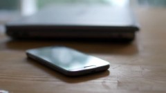 В Новочеркасске женщина украла телефон у администратора кафе