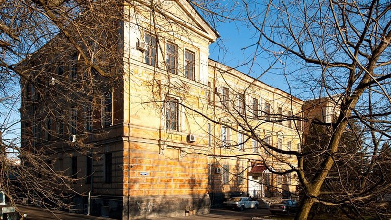В Новочеркасске не состоялся аукцион на ремонт здания машиностроительного колледжа