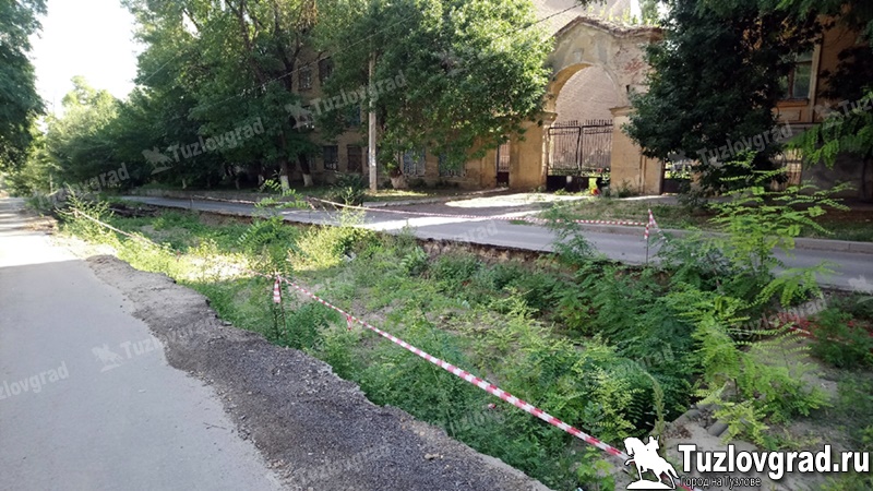 В Новочеркасске не нашлось желающих отремонтировать трамвайные пути по второму маршруту