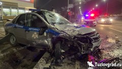 В Новочеркасске патруль ВАИ устроил лобовое ДТП на улице Гагарина