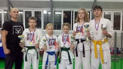 Новочеркасские каратисты завоевали пять медалей на первенстве Батайска