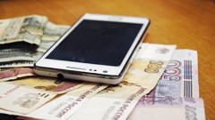 В Новочеркасске молодой человек украл у девушки деньги и телефоны