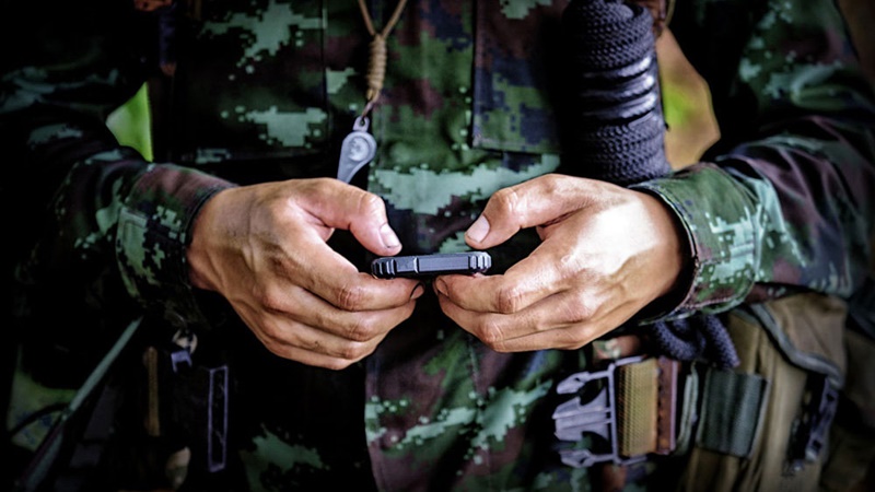 В Новочеркасске военнослужащий по призыву получил 15 суток на гаупвахте за ношение телефона с Интернетом
