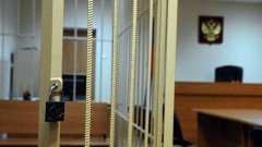 Житель Новочеркасска побил мужчину за сделанное замечание и отобрал у него деньги