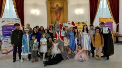 Волонтеры провели в Новочеркасске благотворительный новогодний праздник