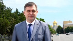 Глава администрации Новочеркасска Юрий Лысенко поздравил горожан с Днем космонавтики