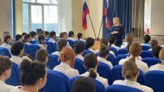 Новочеркасские полицейские продолжают проводить встречи со студентами учебных заведений города