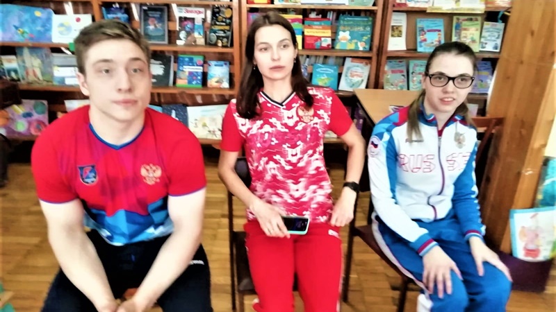 Новочеркасские паралимпийские призеры встретились со старшеклассниками
