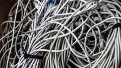 В Новочеркасске мужчина срезал провода и оставил без интернета жителей частного сектора