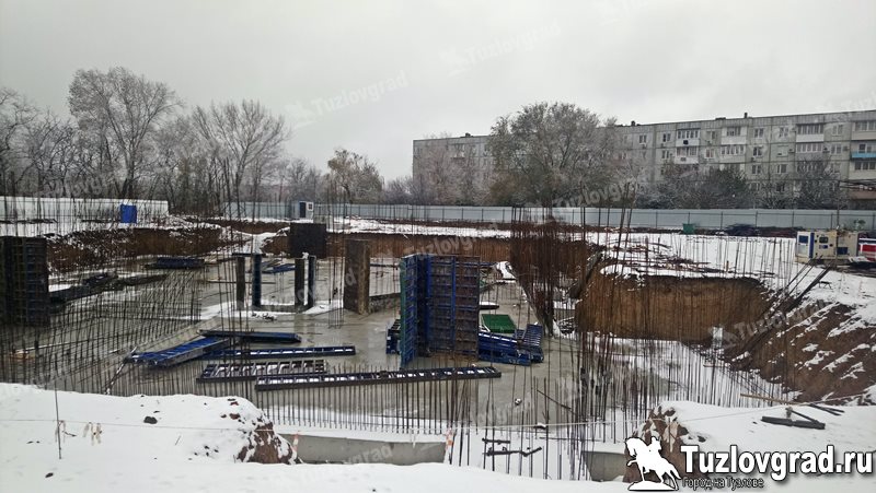 Администрация Новочеркасска расторгла контракт с фирмой, которая затянула строительство детсадов