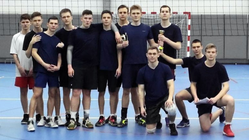 Волейболисты первой спортшколы Новочеркасска выиграли открытое юношеское первенство