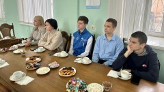 В Новочеркасске провели встречу волонтеров с участниками СВО