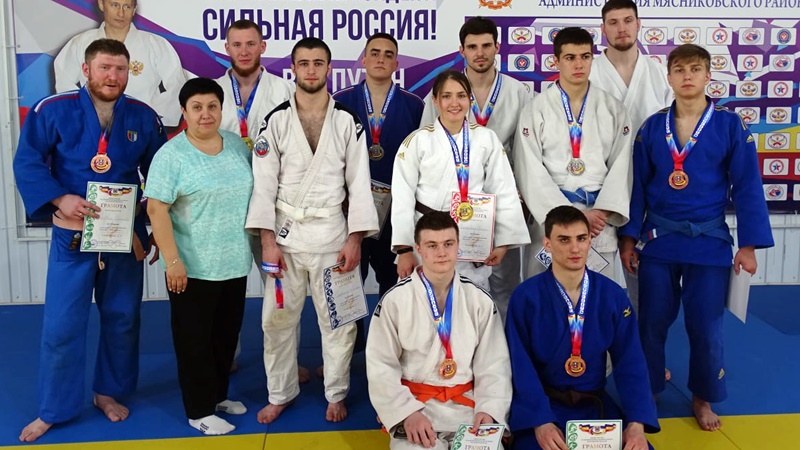 Новочеркасские дзюдоисты завоевали семь медалей на первенстве Ростовской области