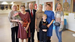 Семью из Новочеркасска поздравили с 60-летием совместной жизни