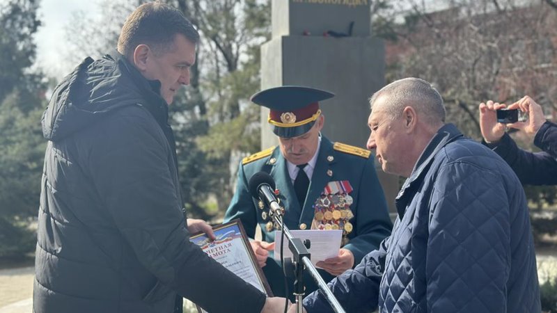 В Новочеркасске прошел митинг посвященный Дню войск национальной гвардии РФ