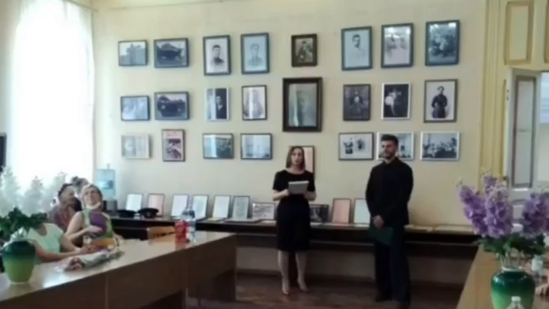 Жители Новочеркасска могут посетить выставку портретов и пейзажей