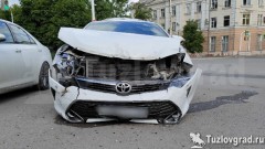 В Новочеркасске таксист получил травмы, не пропустив при повороте налево встречную иномарку