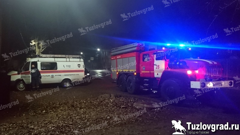 Ночью в Новочеркасске сгорел автомобиль ВАЗ