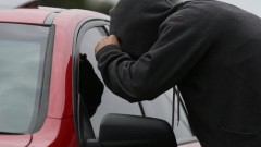 В Новочеркасске полицейские раскрыли серию краж из автомобилей