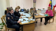 Новочеркасские полицейские провели профилактическую акцию «Стоп мошенник!»