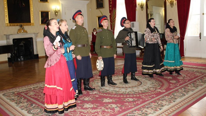 В Атаманском дворце Новочеркасского музея открылась выставка «Новочеркасск музыкальный»