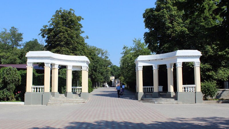 В Александровском парке Новочеркасска скейт-площадку установит местный подрядчик