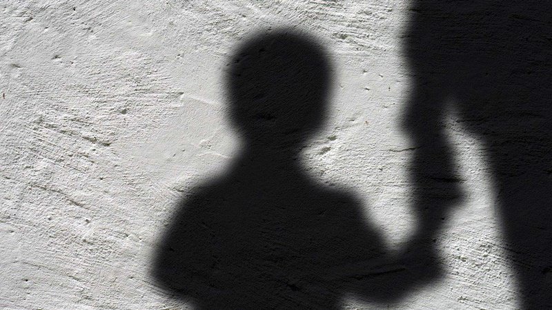 Закон о пожизненном заключении для педофилов-рецидивистов вступил в силу